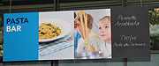 an drei Pasta Bars kann man verschiedene Nudel-Gerichte probieren (Foto: Martin Schmitz)